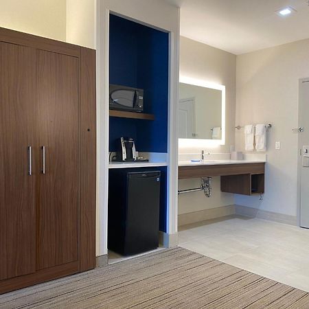 Holiday Inn Express & Suites Mountain View Silicon Valley By Ihg Екстериор снимка