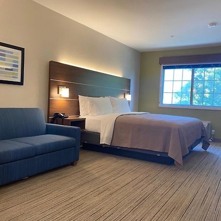 Holiday Inn Express & Suites Mountain View Silicon Valley By Ihg Екстериор снимка