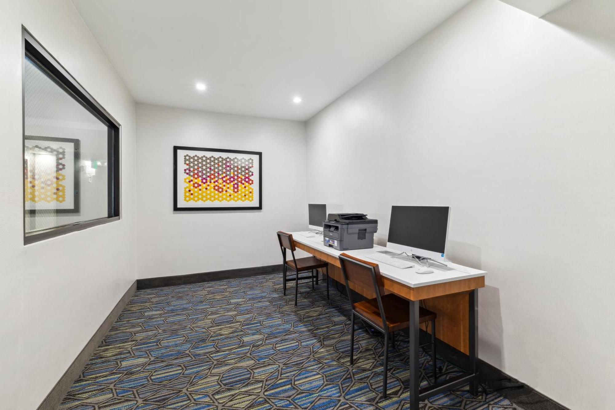 Holiday Inn Express & Suites Mountain View Silicon Valley By Ihg Екстериор снимка
