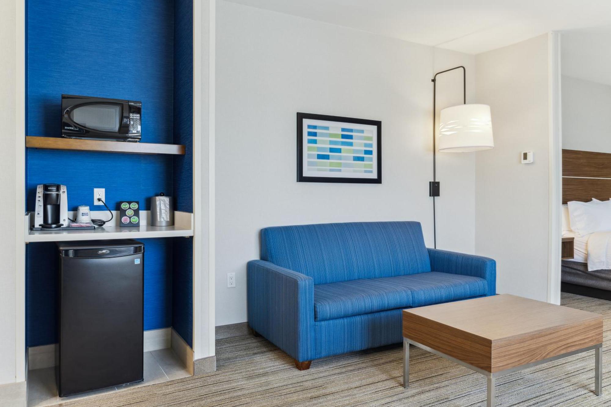Holiday Inn Express & Suites Mountain View Silicon Valley By Ihg Екстериор снимка