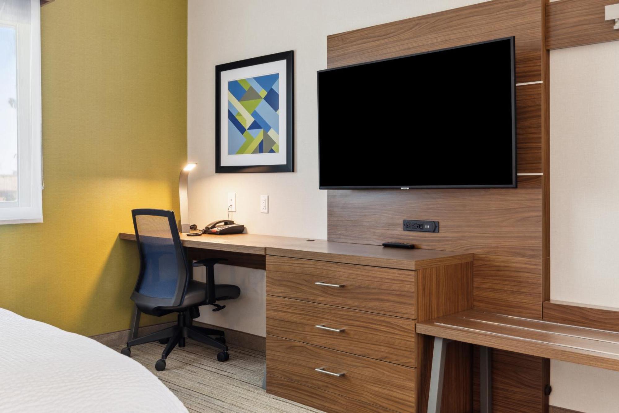 Holiday Inn Express & Suites Mountain View Silicon Valley By Ihg Екстериор снимка