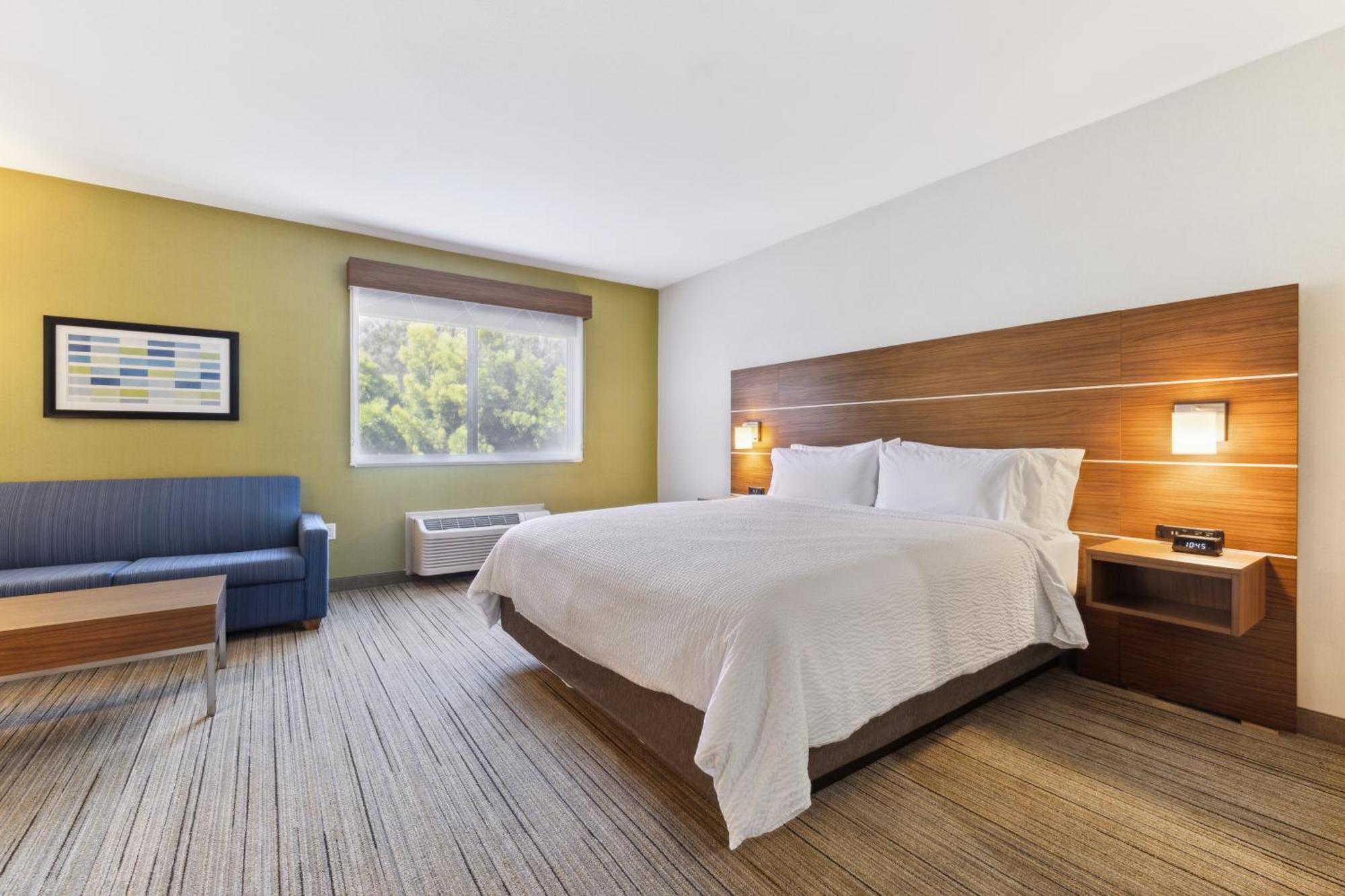 Holiday Inn Express & Suites Mountain View Silicon Valley By Ihg Екстериор снимка