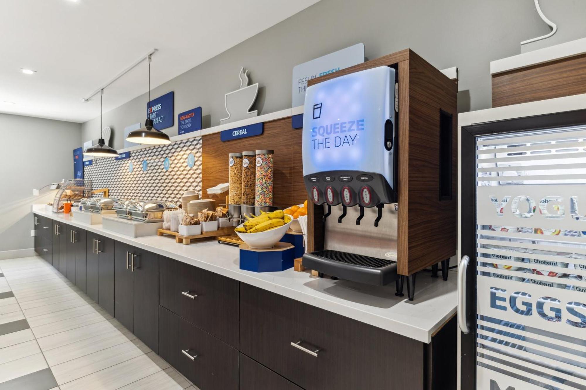 Holiday Inn Express & Suites Mountain View Silicon Valley By Ihg Екстериор снимка
