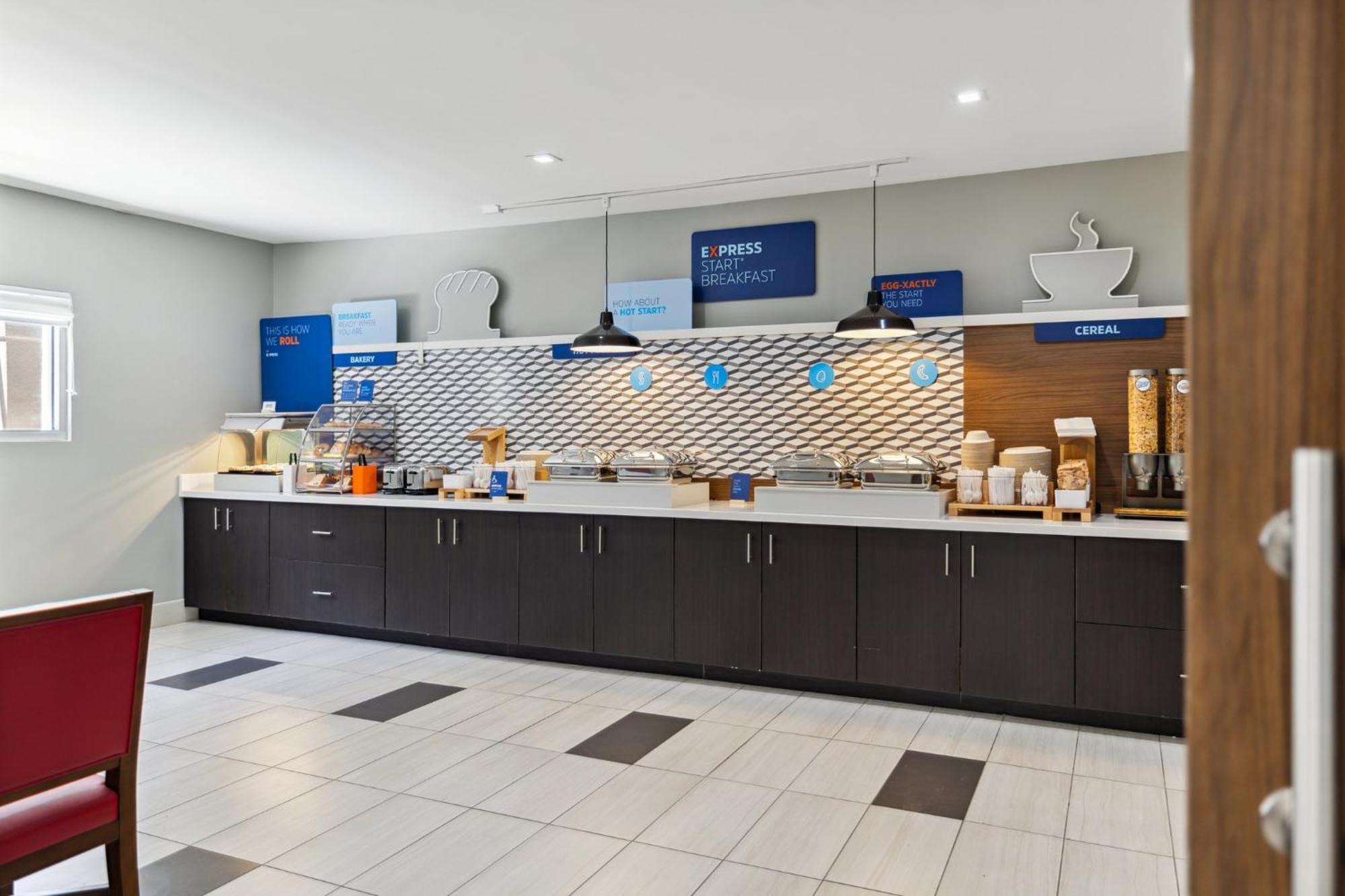 Holiday Inn Express & Suites Mountain View Silicon Valley By Ihg Екстериор снимка