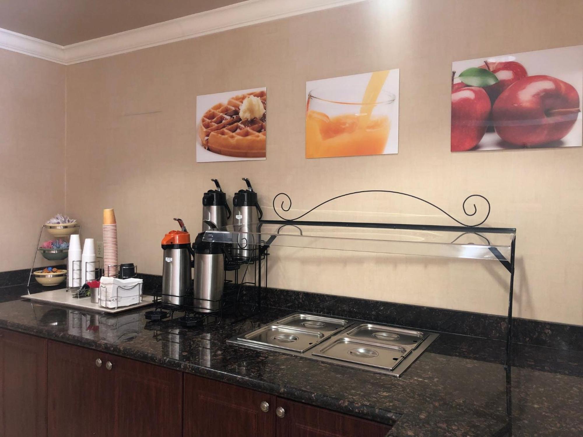 Holiday Inn Express & Suites Mountain View Silicon Valley By Ihg Екстериор снимка